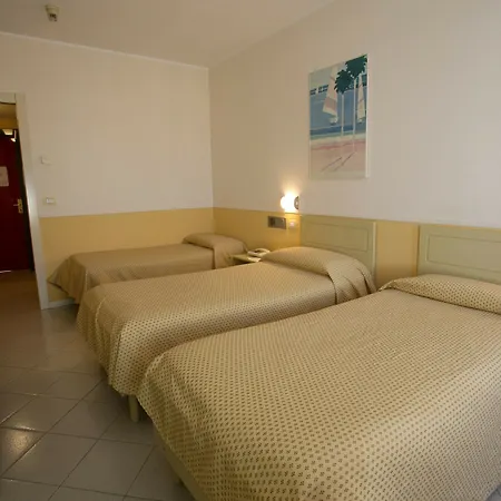 Salsello Hotell 3*